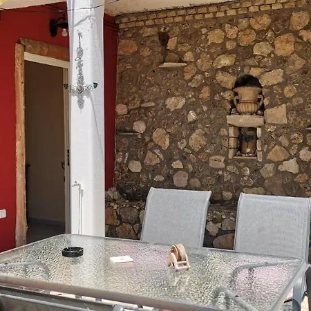 Pelekas Beach Apartments Rolling Stone Exterior foto